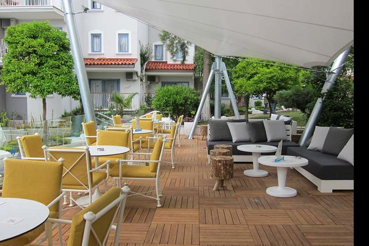 Paloma Marina Suites - Adult Only 库萨达斯 外观 照片
